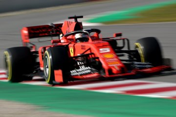 Vettel: hari pertama tes pramusim nyaris sempurna