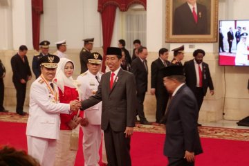 Presiden lantik Gubernur-Wagub Riau 2019-2024 di Istana Negara