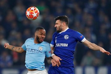 Bermain 10 orang, Manchester City gagalkan pesta Schalke di Veltins Arena