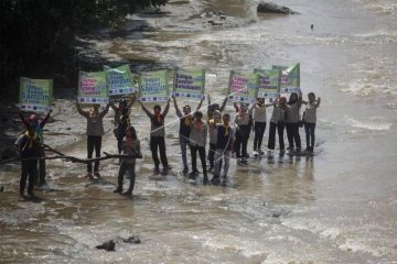 Aksi peduli sampah sungai