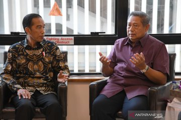 Presiden Jokowi sebut kondisi kesehatan Ani Yudhoyono membaik