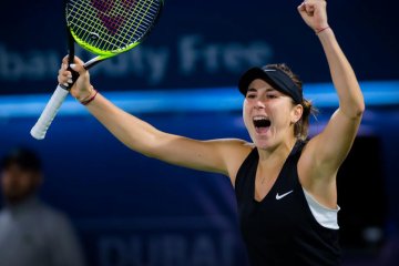 Bencic lalui Kuznetsova dengan sulit ke babak ketiga