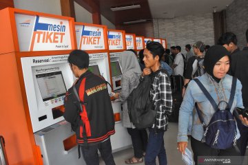 KAI Surabaya: Tiket KA Lebaran terpesan 36 persen