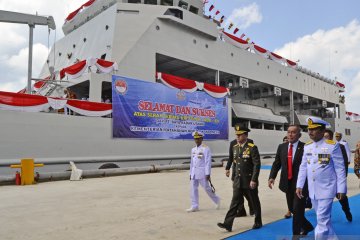 Penyerahan kapal perang Teluk Lada-521