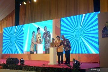 Ganjar Pranowo bangga pakai batik produksi siswa SLB