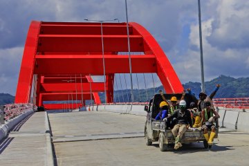 Jembatan Holtekamp siap diresmikan