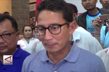 Sandiaga Uno: kalah atau menang, hadapi dengan senyuman