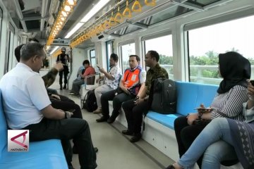 Komisi V DPR minta jalur khusus tunai di stasiun LRT Palembang