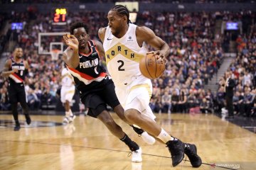 Tembakan pengujung laga Kawhi Leonard antar Raptors terkam Blazers