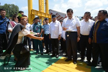 Menko Luhut resmikan Kapal Roro Ihan Batak