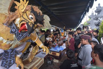 Pameran Ogoh-Ogoh mini di Bali