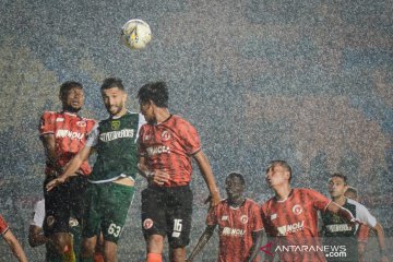 Persebaya kalahkan Perseru Serui 3-2