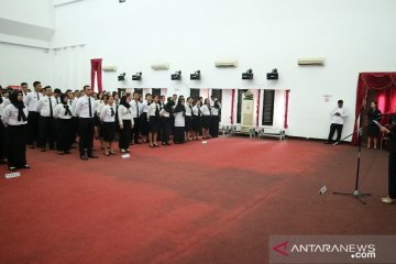 Bupati Landak Serahkan SK Pengangkatan 174 CPNS