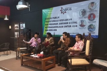 DPR: tenaga honorer harus dapatkan jaminan sosial