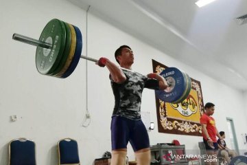 Lifter Deni targetkan total angkatan 310 kilogram di Kejuaraan Asia