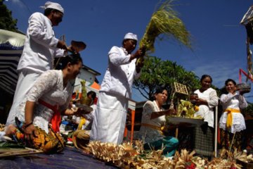 Upacara Tawur Agung Kesanga di Makassar