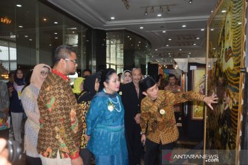 Komunitas "Indonesia Tersenyum" gelar lomba pelukis jalanan