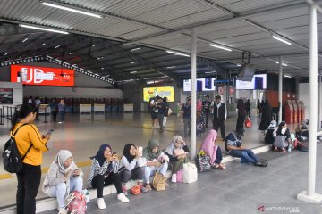 KCI siapkan puluhan bus, pengganti transportasi masyarakat Bogor pasca-KRL anjlok