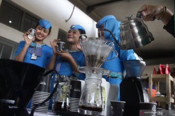 Hari kopi nasional di Stasiun Malang