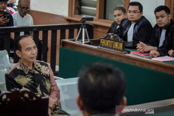 Sidang perdana Itoc Tochija