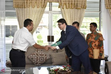 Gubernur ingin anak NTB kuasai sains dan teknologi