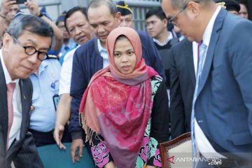 Joko Widodo bebaskan Siti Aisyah dapat pujian