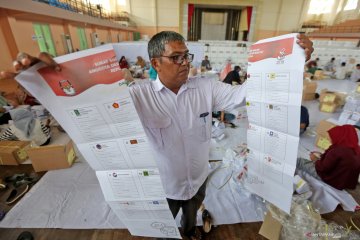 KPU Rejang Lebong siap lipat surat suara Pemilu 2019