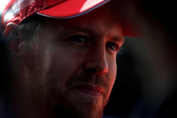 Duo pebalap Ferrari Vettel, Leclerc "bebas bertarung" di trek