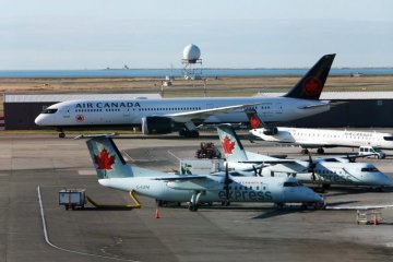Penumpang mengaku kena virus, jet Kanada terpaksa kembali ke bandara