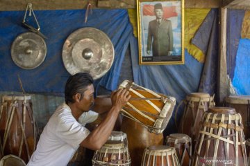 Kerajinan kendang rampak