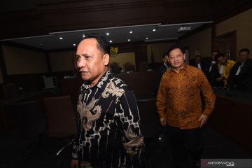 Sidang tuntutan korupsi pengadaan lahan bandara Bobong