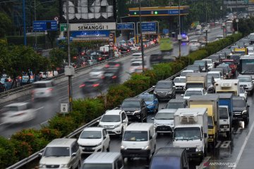 Polisi tangkap pengemudi yang arogan di tol Pancoran