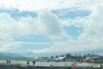 Penumpang di Bandara Wamena melonjak setelah banjir Sentani
