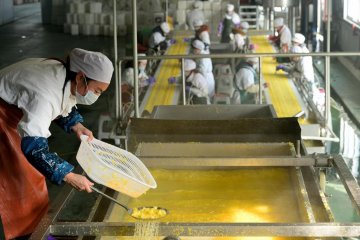 Pendapatan industri makanan dan minuman China catat rekor tertinggi