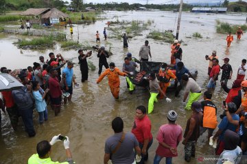 Evakuasi korban banjir bandang Sentani
