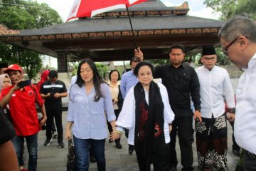 Megawati ziarah makam Bung Karno