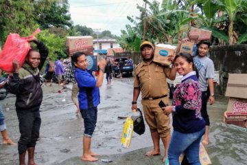 UP2KP bantu distribusi bantuan gereja buat korban banjir