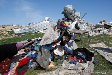 Pelajar sesak nafas karena hirup gas air mata di Nablus