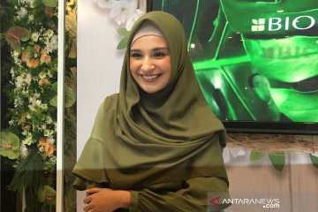 Shireen Sungkar pakai aplikasi untuk dapatkan perawatan rambut