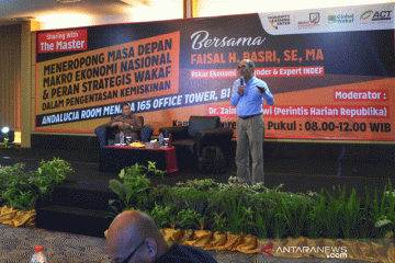 Zakat dan wakaf bisa menjadi kekuatan ekonomi Indonesia, menurut Faisal Basri