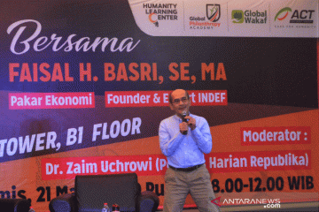 Faisal Basri sebut konsep pembangunan ekonomi capres tak meyakinkan