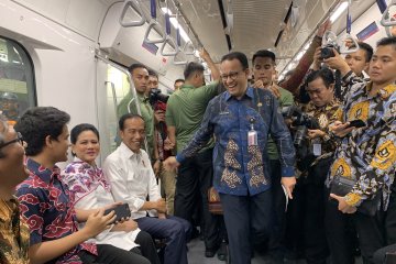 Jokowi terima komplain soal MRT dari penyandang disabilitas