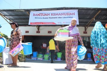 PMI distribusikan paket bantuan untuk korban gempa Sulteng