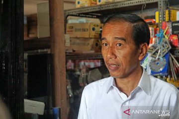 Presiden Jokowi sambangi toko bangunan di Lombok