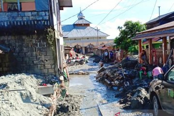 Warga Sentani butuhkan MCK, air bersih dan listrik