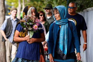 Ribuan orang di Selandia Baru berkumpul mengenang korban Christchurch