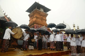 Peringatan hari jadi masjid Menara Kudus