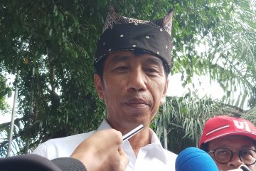 Jokowi imbau masyarakat Banyuwangi tidak golput