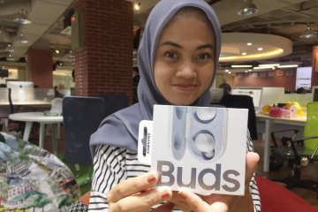 Menjajal Samsung Galaxy Buds