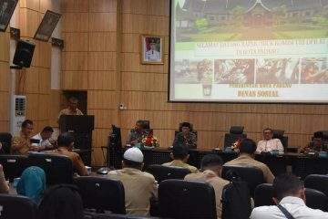 Komisi VIII DPR RI tinjau penyaluran BPNT di Padang
